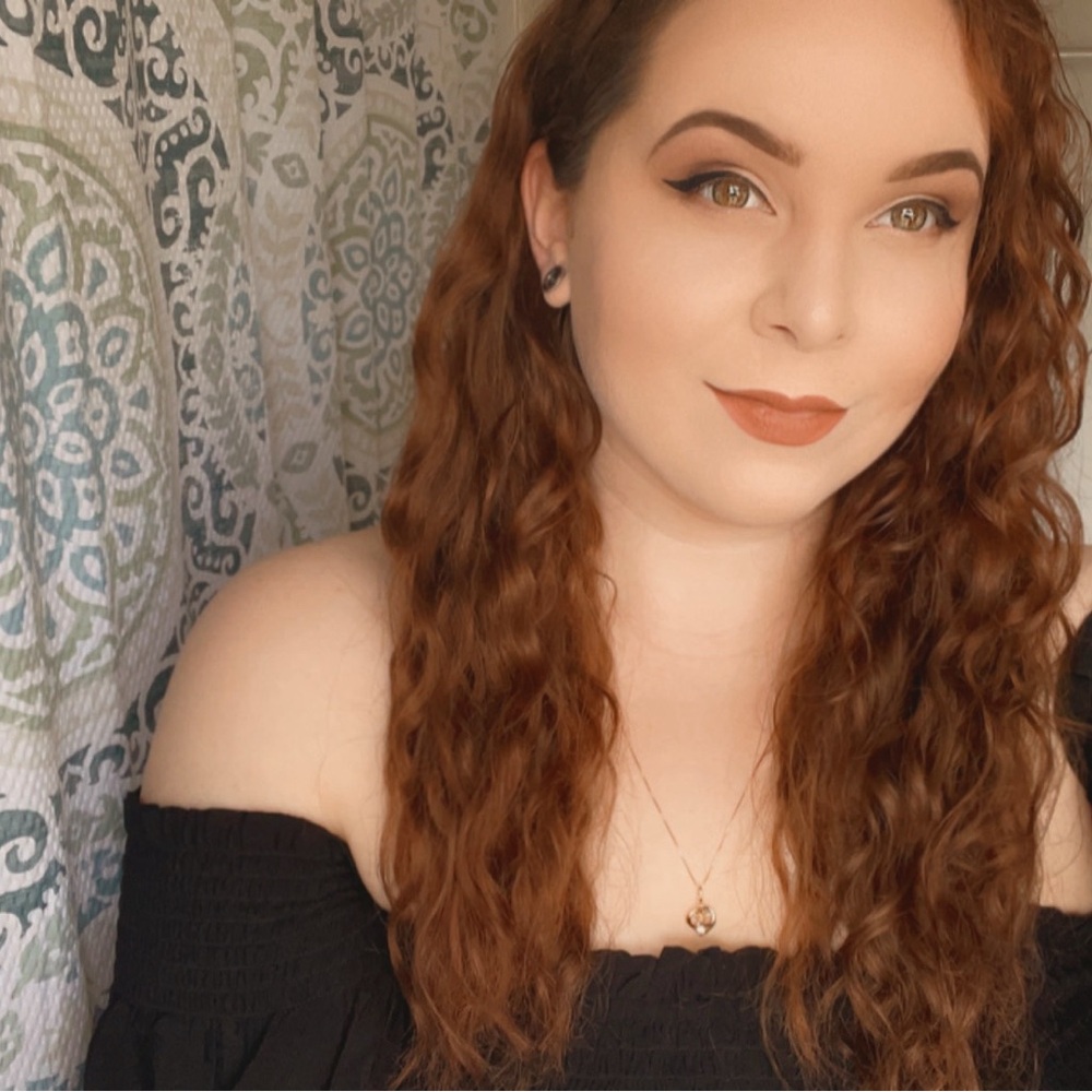 Meet your Posher, Amber